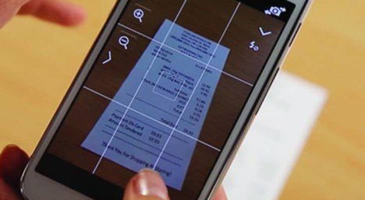 ترجمة أي ورقة أو نص لأي لغة بمجرد تصويرها