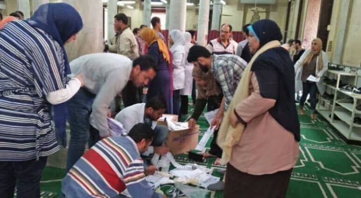 تبرع بالدم من داخل مساجد مصر لمصابي كنيسة مار جرجس