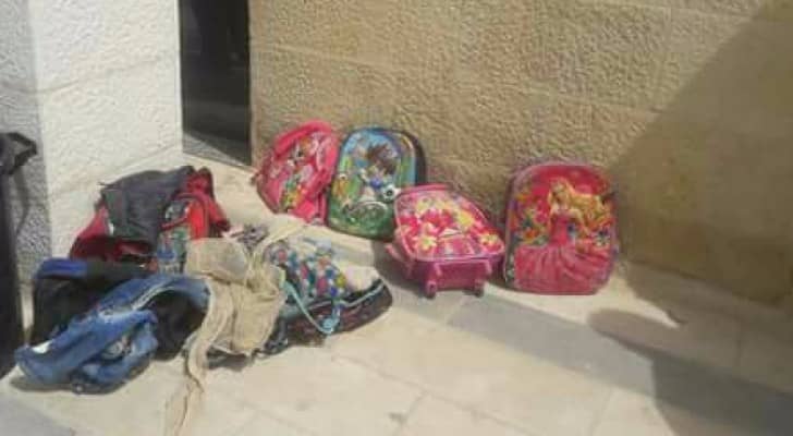 حقائب الدراسة للاطفال المصابين بالحادث