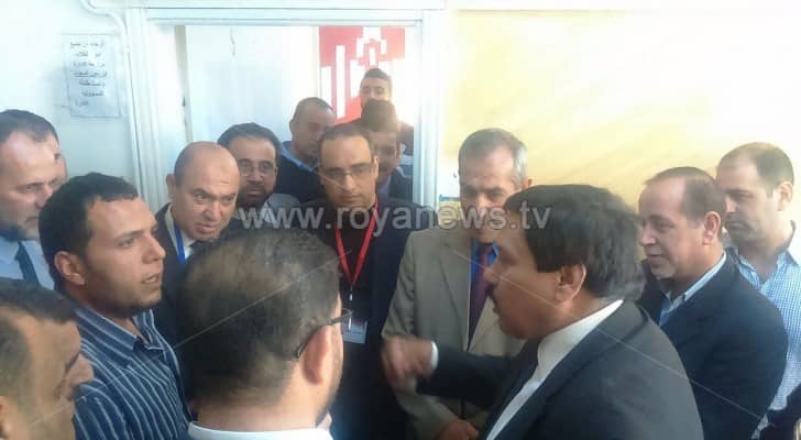 تعليق دوام الحصة الاولى في مدرسة المرقب الثانوية 