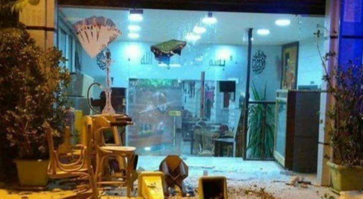 مجهولون يحطمون محتويات نادي الجزيرة الرياضي في عمان