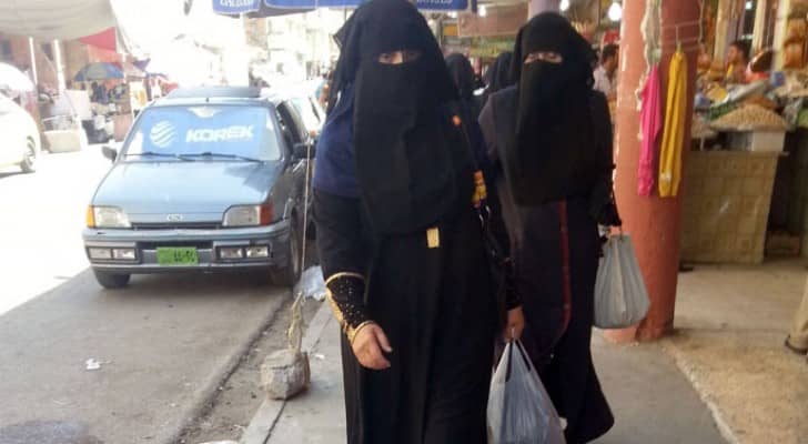 الشرطة العراقية تمنع النقاب في الموصل