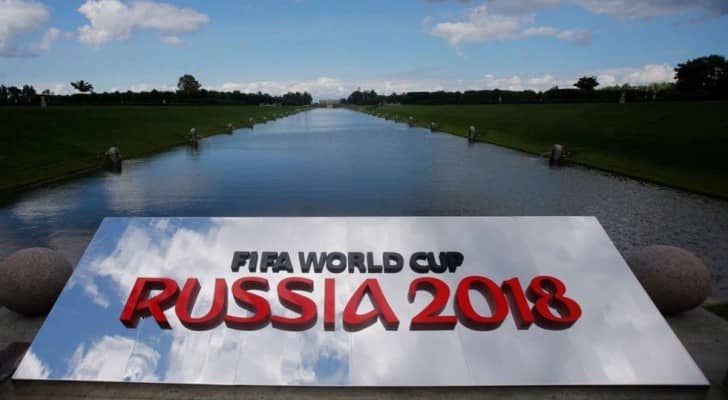 روسيا تصدر عملات جديدة احتفالا بمونديال 2018
