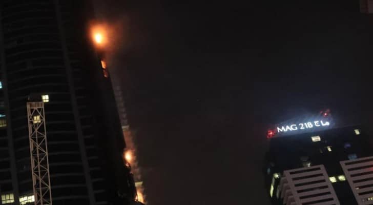 تم إطفاء الحريق وجرى تبريد المبنى