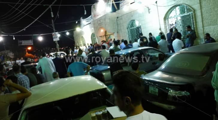 مساعد مدير الأمن العام يصل مضافة الربابعة لسماع مطالبهم