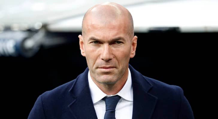 المدير الفني لفريق ريال مدريد زين الدين زيدان