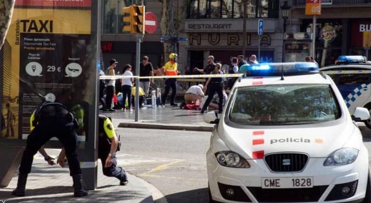  الشرطة الإسبانية تتعامل مع حادث الدهس