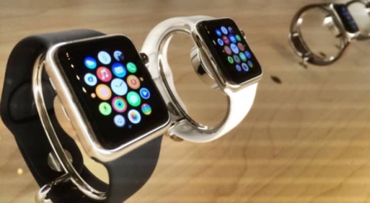 الساعات الذكية Apple Watch