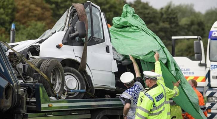 بريطانيا تتعرض لأسواء حادث سير منذ ربع قرن 