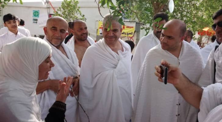 وزير الأوقاف وائل عربيات يتفقد الحجاج الأردنيين بمكة 