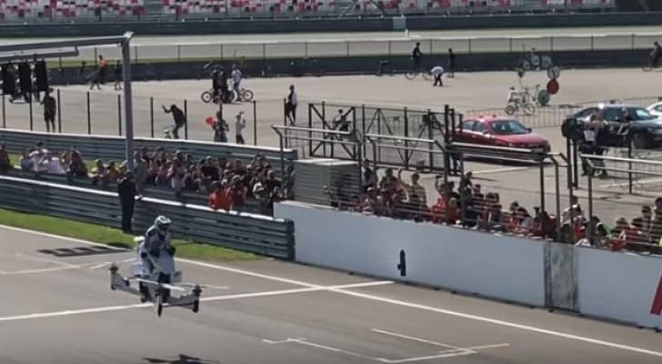روسيا تنجح باختبار دراجة طائرة جديدة