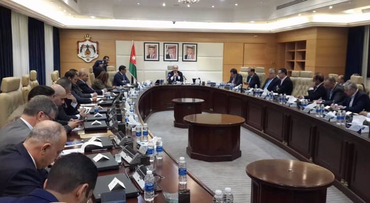 جانب من لقاء رئيس الوزراء مع الصحفيين