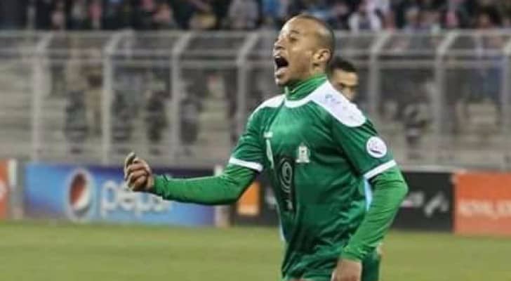 اللاعب محمود زعترة