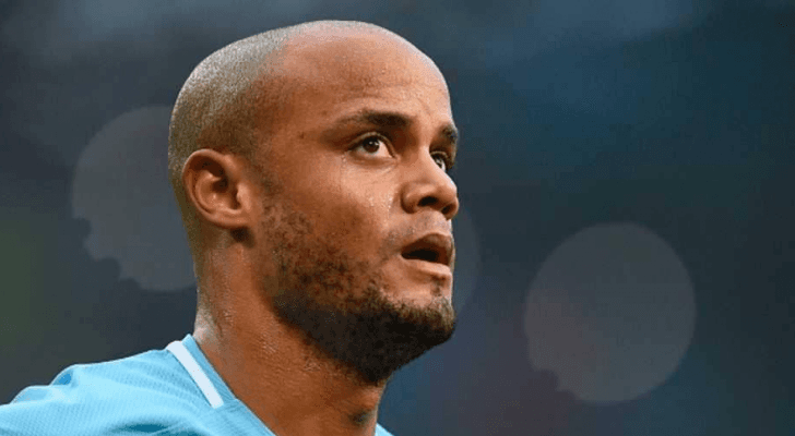 قائد مانشستر سيتي اللاعب فينسن كومباني