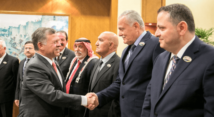 الملك يلتقي رئيس وأعضاء المجلس الأعلى والمجلس التنفيذي للمؤسسة الاقتصادية والاجتماعية