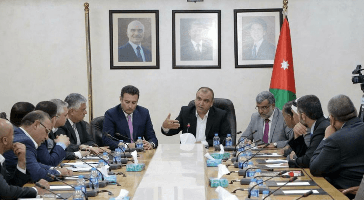 لجنتا التوجيه الوطني والاعلام والمالية النيابيتان