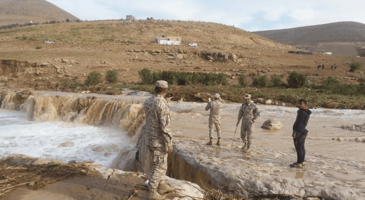 مرتبات القوات المسلحة خلال البحث عن مفقودين جراء السيول