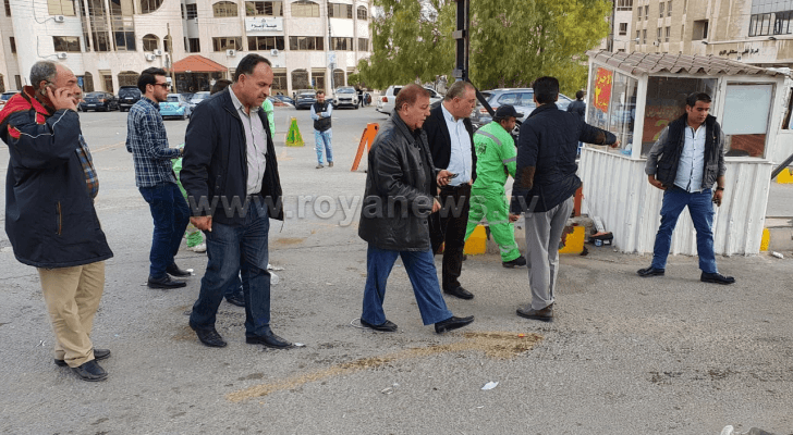 محافظ العاصمة في محيط مستشفى الاردن