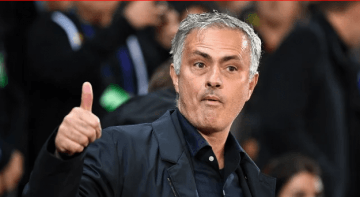 البرتغالي جوزيه مورينيومدرب مانشستر يونايتد الإنجليزي