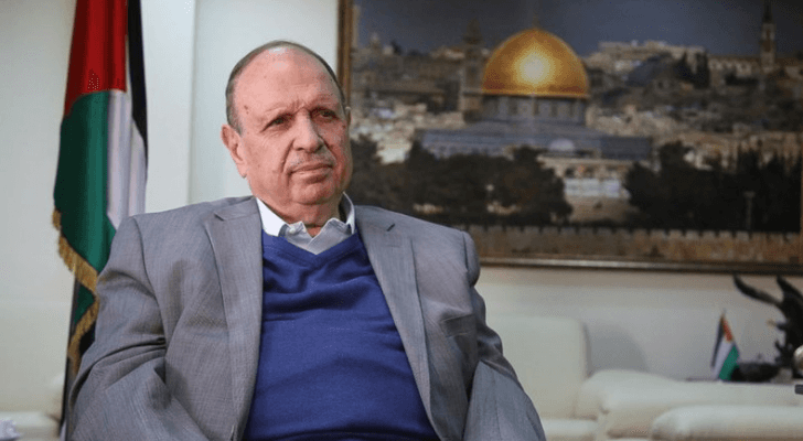 الاحتلال يبعد وزير شؤون القدس عن "الأقصى" حتى الأحد المقبل