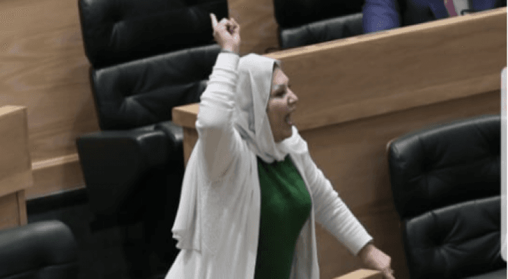 النائب إنصاف الخوالدة