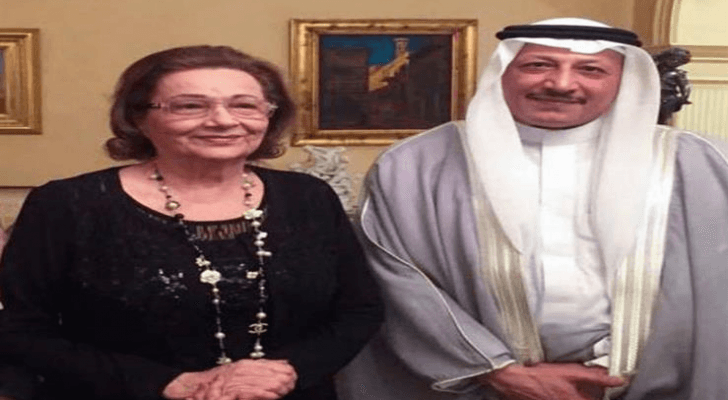 الشاعر السعودي، حسان الطيار وزوجة مبارك
