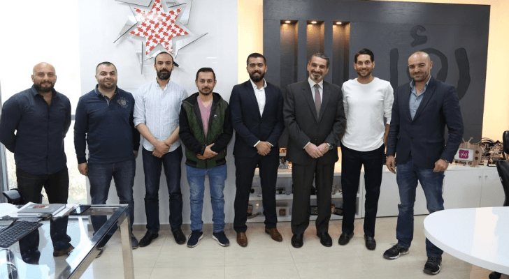 صورة من توقيع الإتفاقية