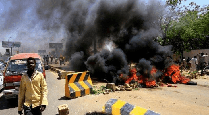 من اعتصام السودانيين في الخرطوم - ارشيفية
