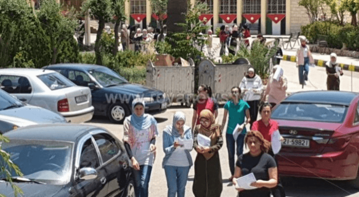 طلبة الثانوية العامة