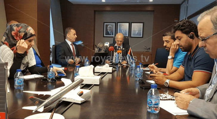 المدير العام والرئيس التنفيذي للملكية الأردنية، ستيفان بيشلر خلال المؤتمر الصحفي