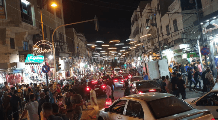 تشهد العاصمة اكتظاظ وازدحامات مرورية