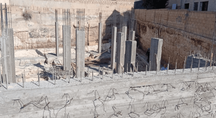 ورشة بناء في العاصمة عمان