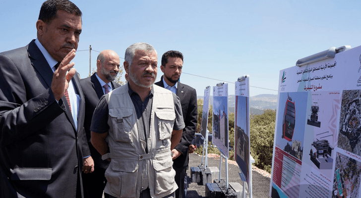 الملك يطلع على تصاميم مسار خط تليفريك عجلون إيذانا بانطلاق العمل بالمشروع