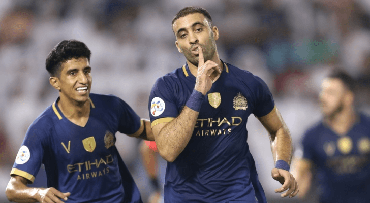 لاعب النصر السعودي عبد الرزاق حمد الله نجم المنتخب المغربي