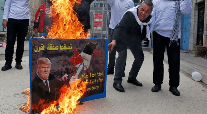 طالبت الجماهير بالتحرك لإفشال المشروع التآمري لتصفية القضية الفلسطينية