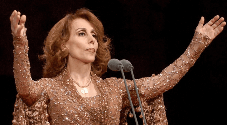 الفنانة فيروز