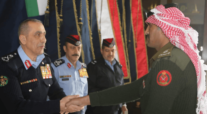 من التكريم