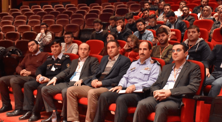 ندوة تثقيفية في مستشفى الملك المؤسس للحد من الحوادث المرورية