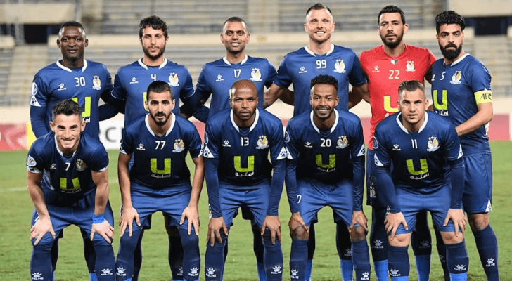 لاعبو النادي الفيصلي
