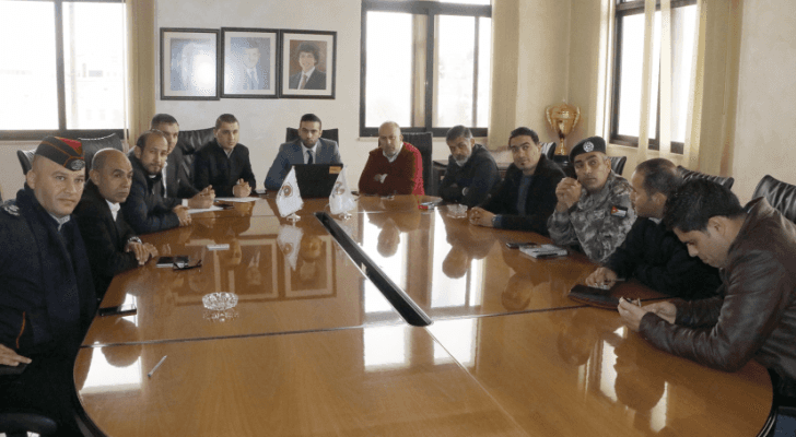من الاجتماع