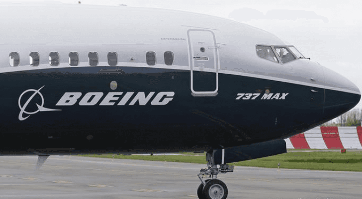 طائرة ماكس-737