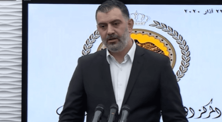 وزير العمل نضال البطاينة