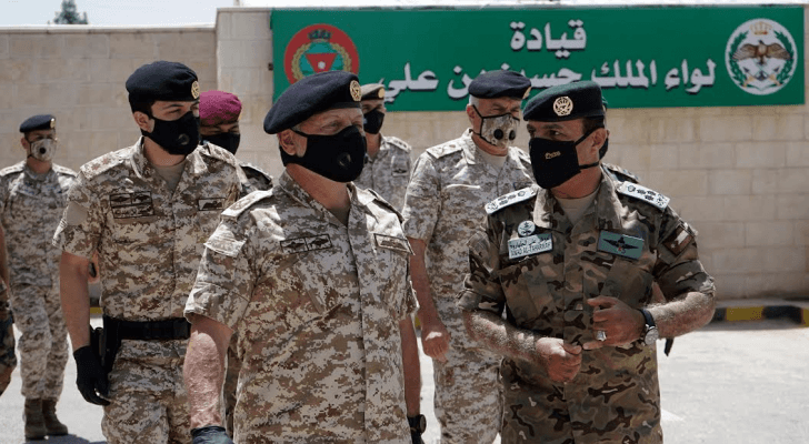 جلالة الملك عبدالله الثاني برفقة ولي العهد