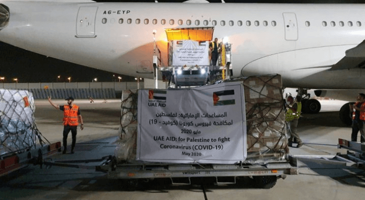 طائرة إماراتية تحط في تل أبيب لمساعدة الفلسطينيين