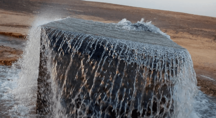 الصورة من الاعتداء على خط الديسه
