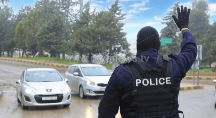 الحكومة: تسجيل عدد من الخروقات لحظر التجول تم التعامل معها وفق أحكام القانون