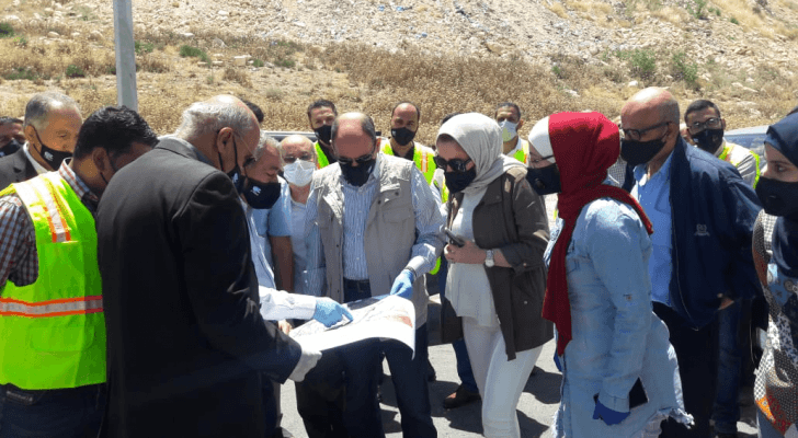 الصورة خلال جولة تفقدية لوزير الأشغال