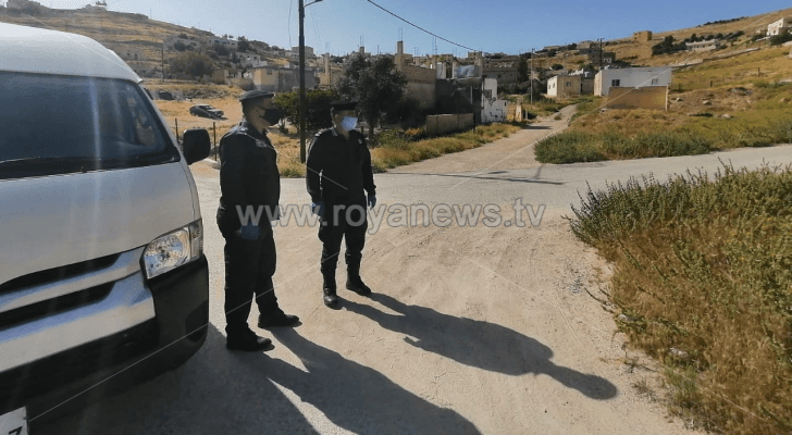 فك العزل عن حي ومنزل في محافظة المفرق