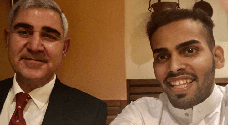 الناشط معروف بدعمه للاحتلال