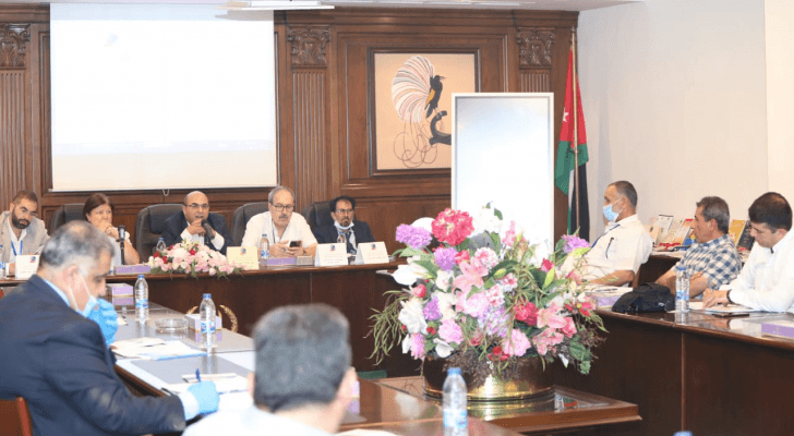 مندوبا عن وزير الشؤون السياسية والبرلمانية الخوالدة يرعى ورشة " الأحزاب الأردنية والنقابات العمالية "